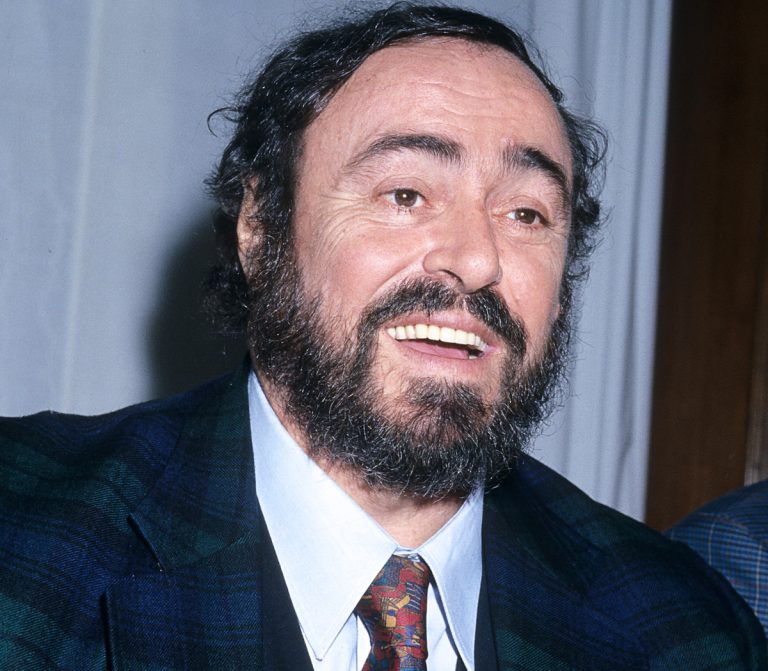 luciano-pavarotti